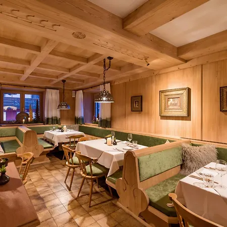 Jaegerhof Отель 3*