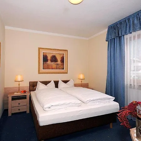 Jaegerhof 3* מאיירהופן